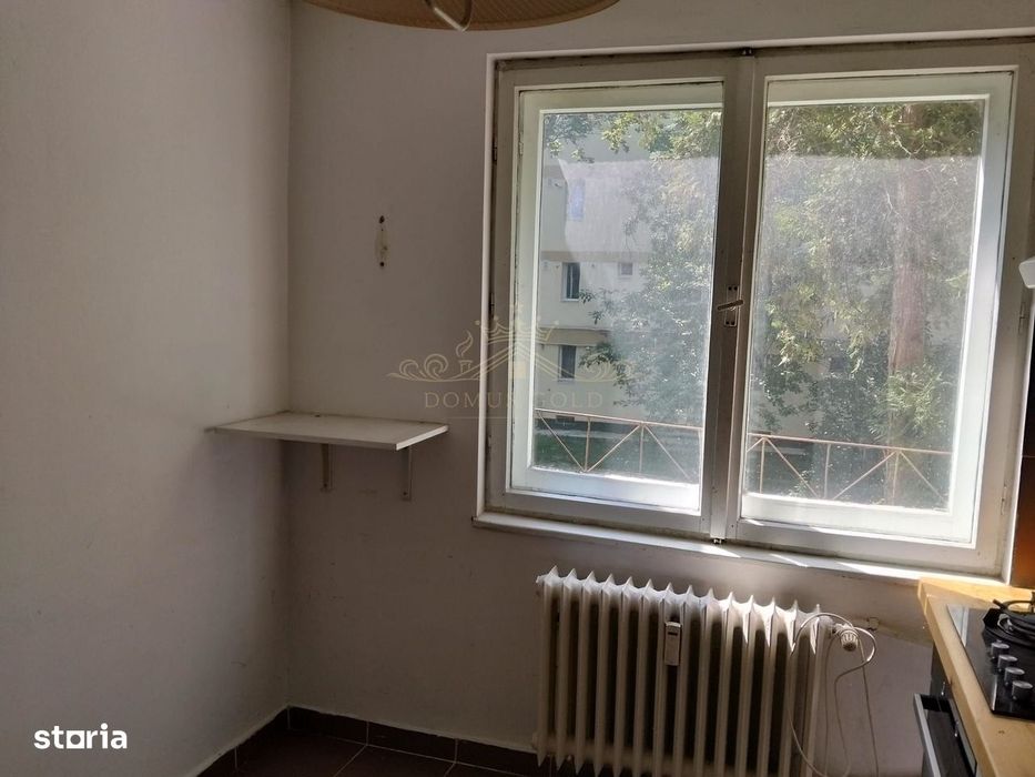 Vind apartament 3 camere in Gheorgheni .