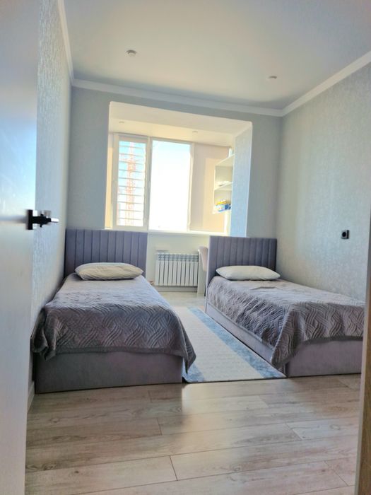 Продается кровать с матрасом