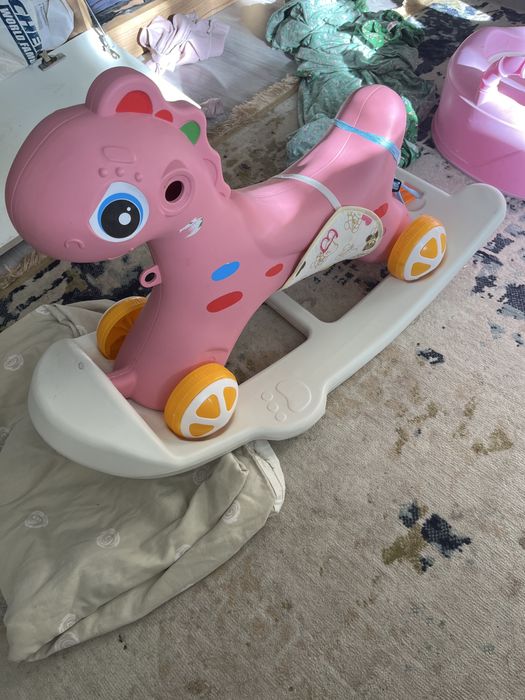Игрушка толокар и качалка