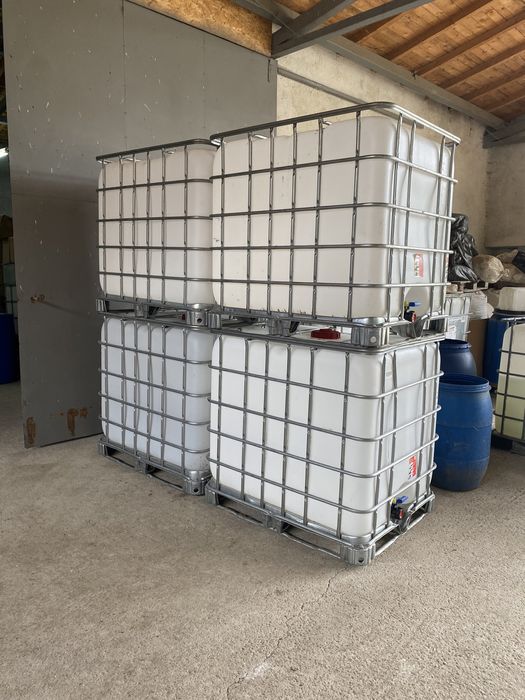 Бидони и цистерни 1000литра 1 тон