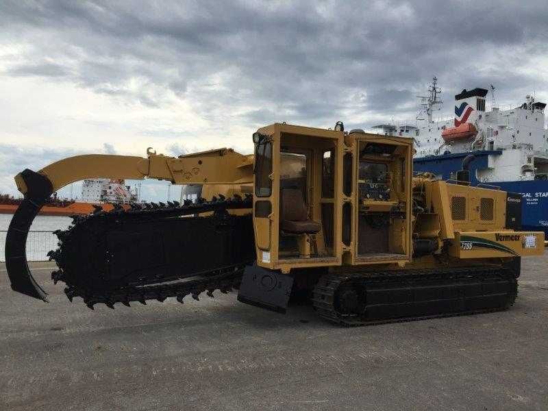 Услуги Траншеекопателя