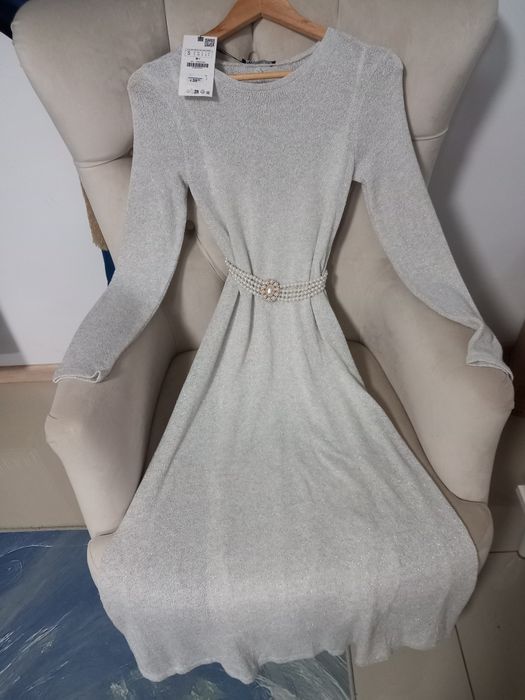 Rochie lunga de cocktail Zara cu sclipici argintiu mărimea S