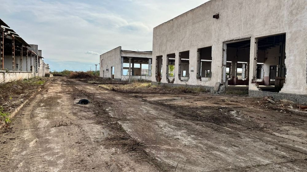 Продава се Промишлена сграда в Брезово - 30000 кв.м за 47 €/кв.м - Снимка #18