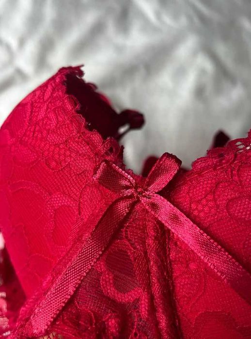 Sutien dantela rosie cu super push up 80B