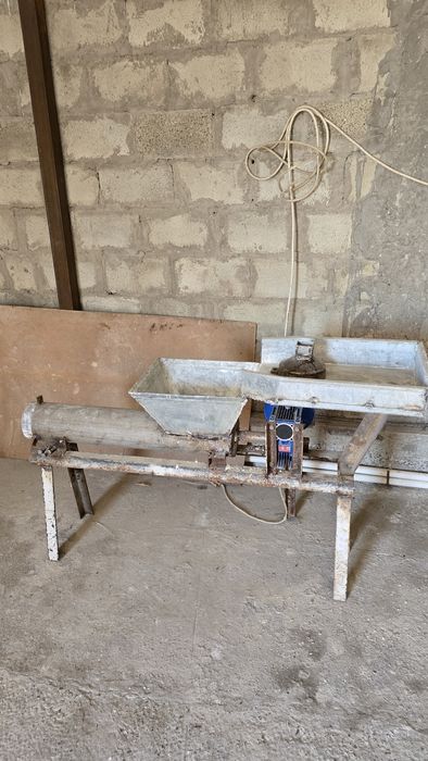 Qurt махсулотларини ишлаб чикариш аппаратлари комплекс хаммаси сотилад