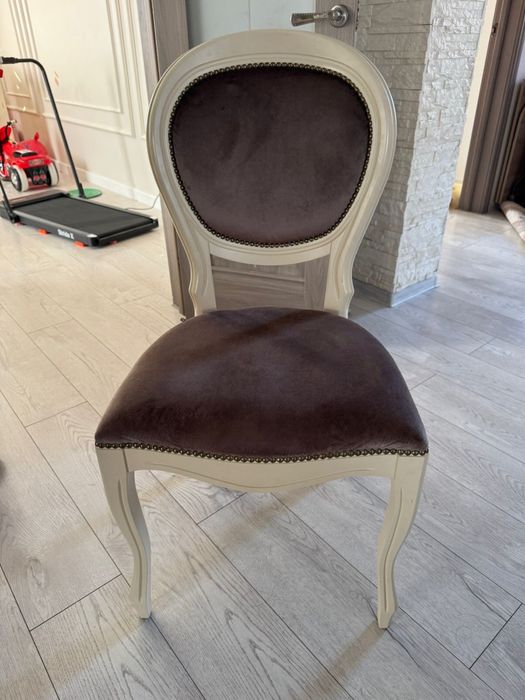 Стулья продам в отличном состоянии