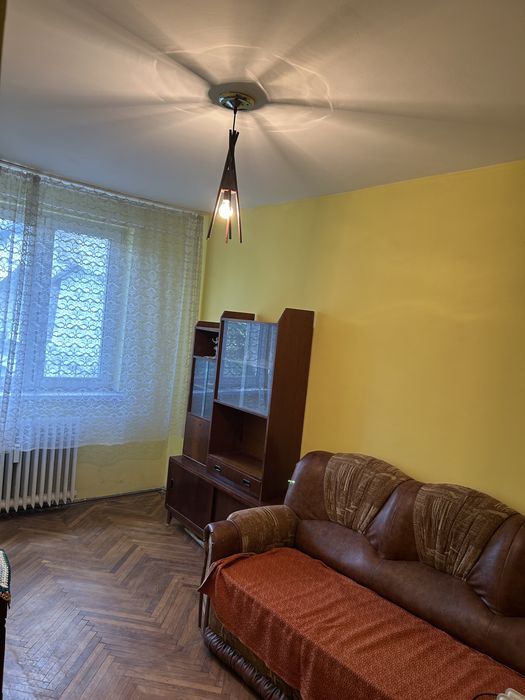 Apartament cu 4 camere Bulevardul Carol I