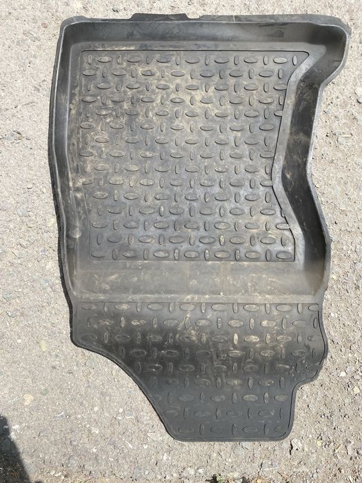 Полики в Subaru XV, Impreza