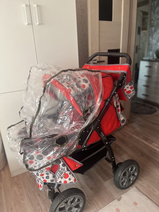 Коляска в хорошем состоянии