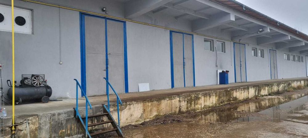 HALA/DEPOZIT  de vanzare