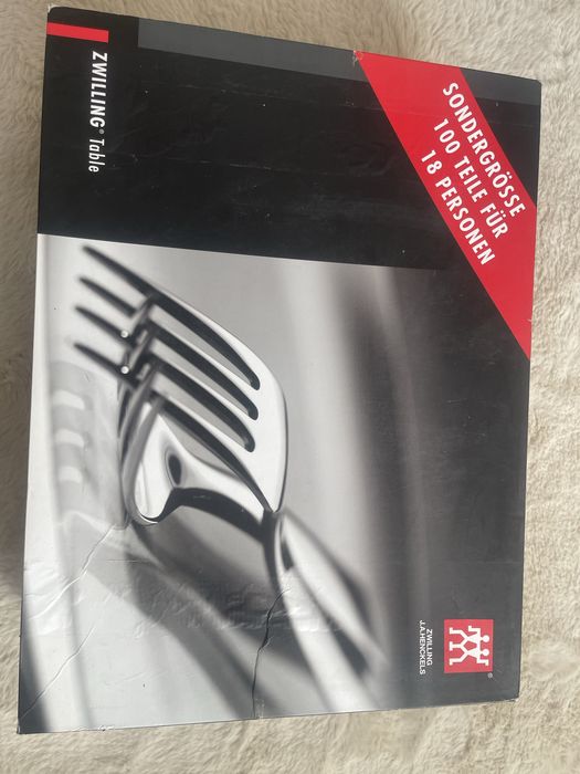 Set  tacamuri Zwilling King  (100  de piese pt.18 persoane)