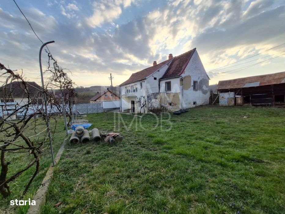 Casa individuala cu teren generos – 8.356 mp – Tichindeal, jud. Sibiu