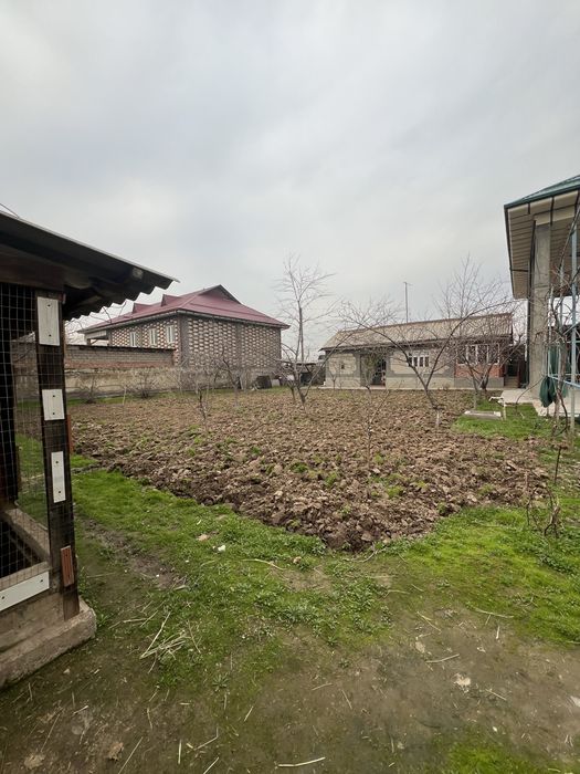DSK da 6 sotix hovli uy sotiladi