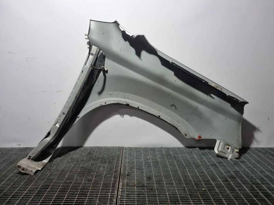 Aripa Stanga Fata Nissan X - Trail T31 2007 - 2013 4 Usi Platinium Silver KY0 (1358)