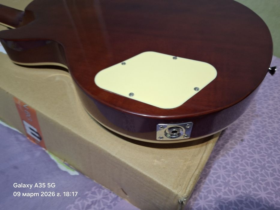 Електрическа китара LP. Stagg Sel.Std.Gold