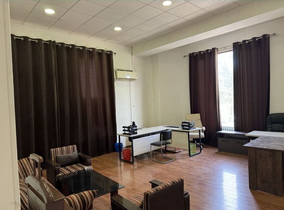 Учтепинский район.РОВД УчтепаСдаётся офис 50м2.С МЕБЕЛЬЮ доступ 24/7