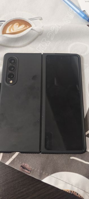 Samsung z fold 3 5G
