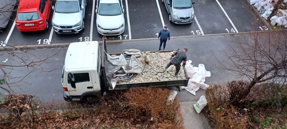 Lucrări de demolari interioare și exterioare