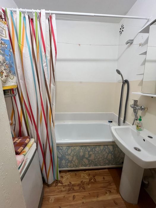 Продается 2 ком квартиру р-н Горпарка