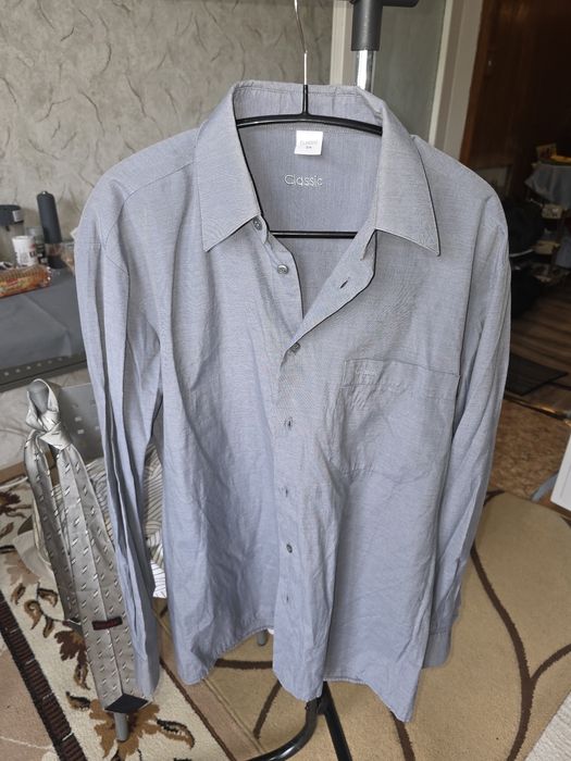 Продавам сет от ризи!