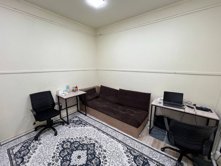 Аренда под офис 12м2 Без Мебель! 1 этажНедалеко Метро Бодомзор 180$