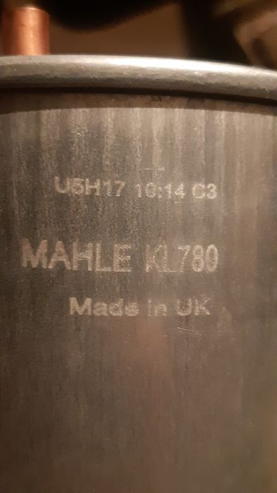 Vând filtru combustibil Mahle