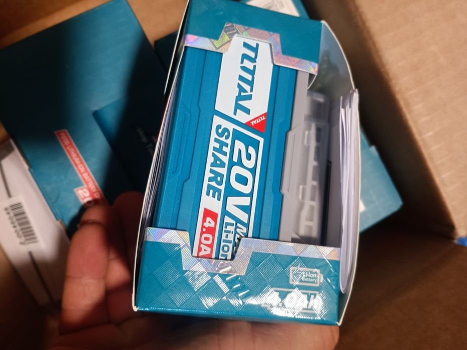 Акумулаторна батерия TOTAL Industrial, Li-Ion, 20 V, 4.0 Ah