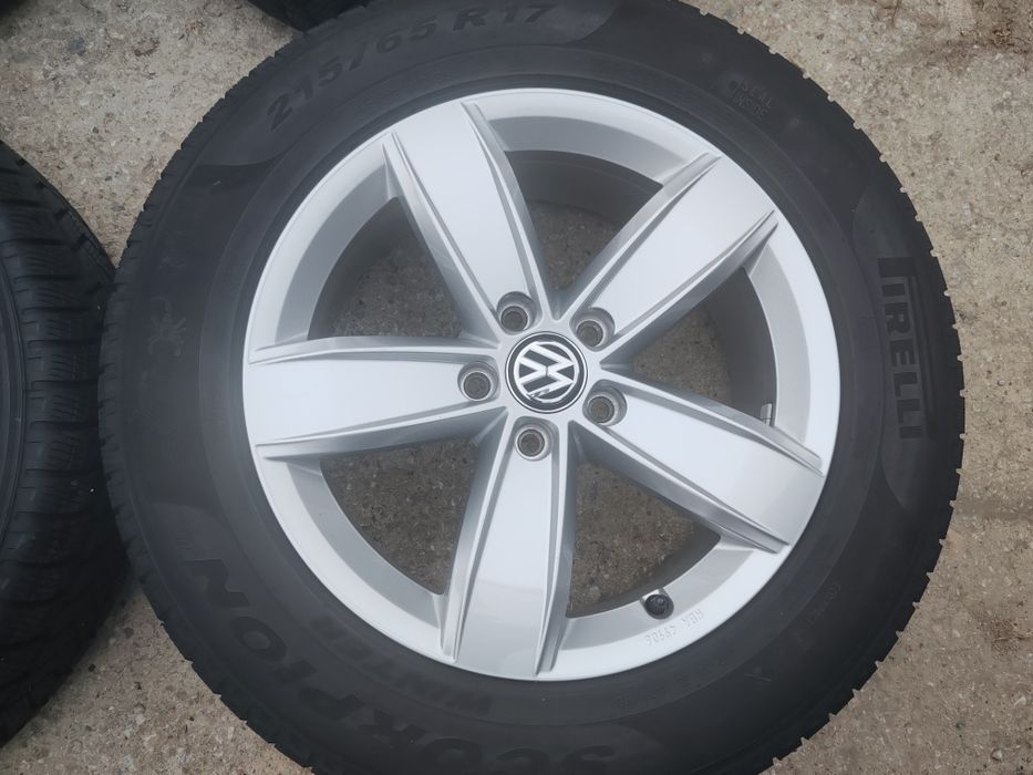 Vw Tiguan - 215/65/17