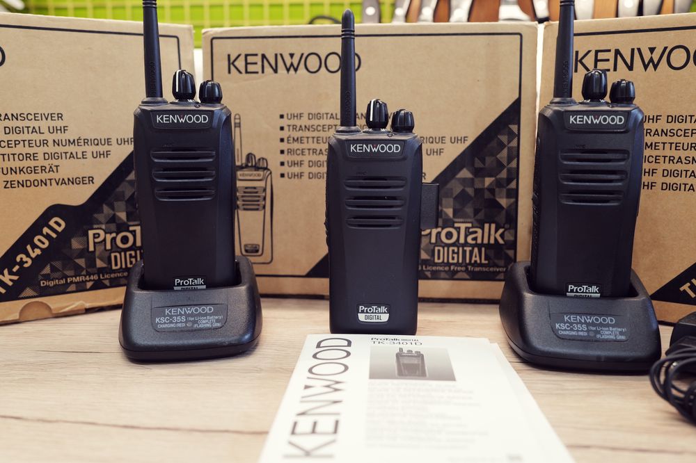 Statii Kenwood TK 3401D ProTalk digital profesionale 5 bucati NOI