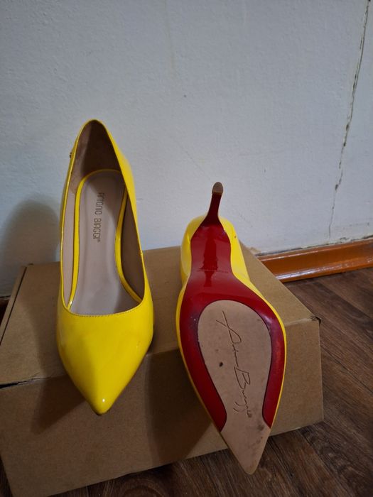 Продам.  Срочно.