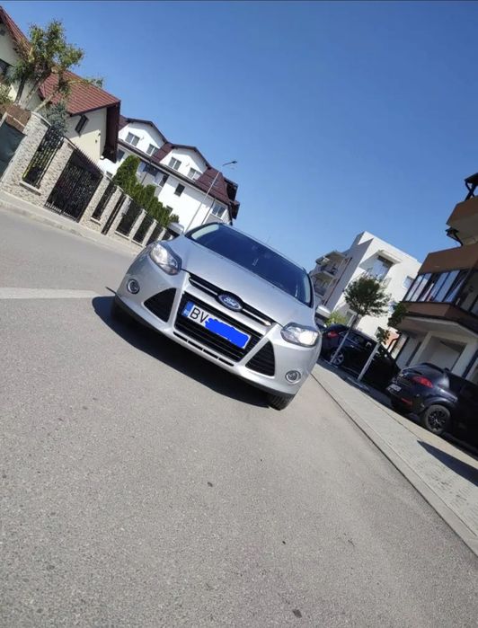 FORD Focus 2011 — imagine 4