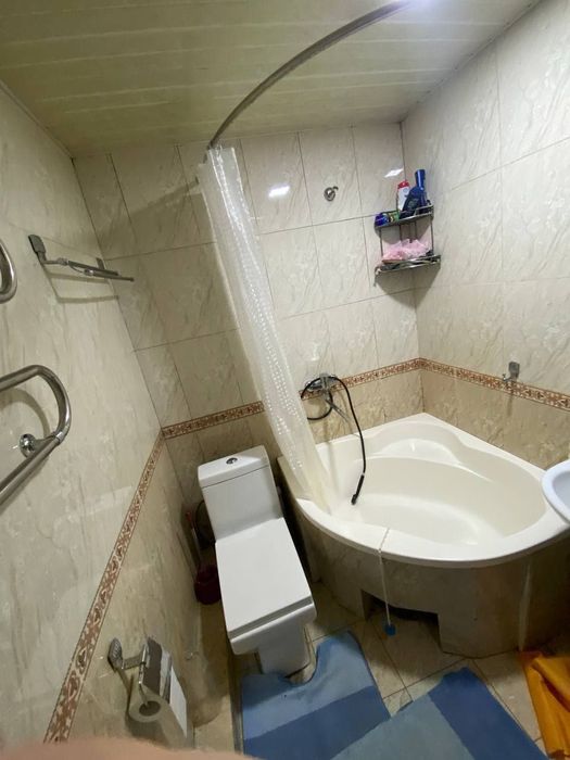 Юнусабад рн.  А. Темура. По улице Хидирали Эргашева. 4/9/9