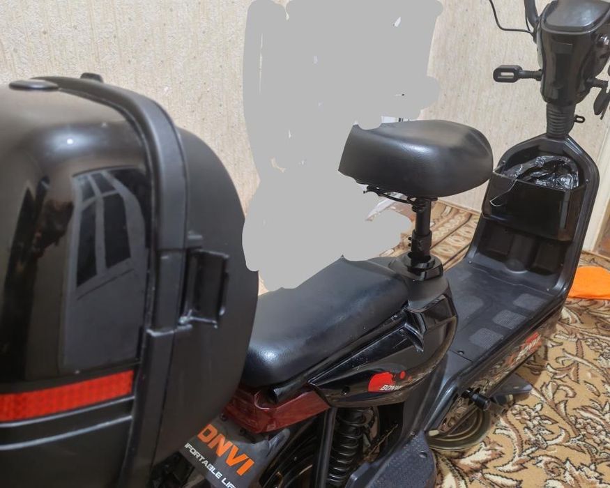 Продаётся скутер Bonvi