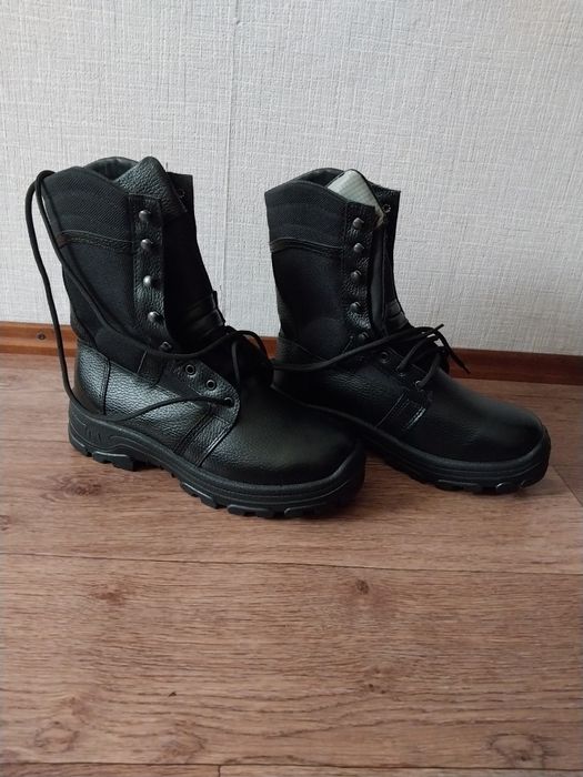 Спец обувь с высоким верхом