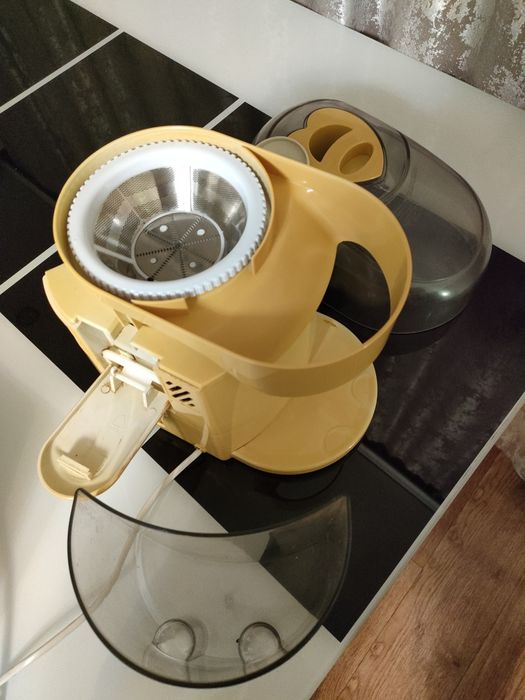 Продам соковыжималку