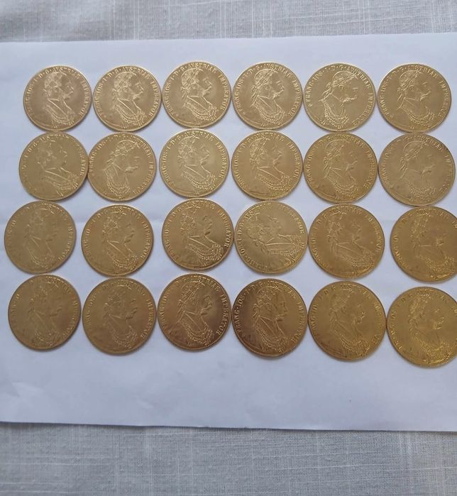 Vând monede placate cu aur de 24k Frank Iosif 4 ducat 1915 1/1 cu cele