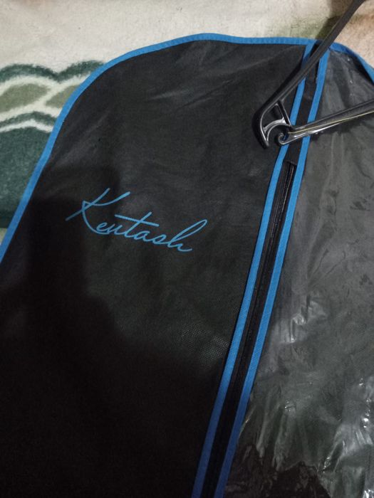 Продам отличный турецкий костюм,