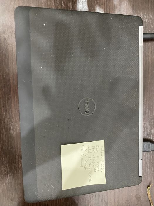Ноутбук dell latitude E7270
