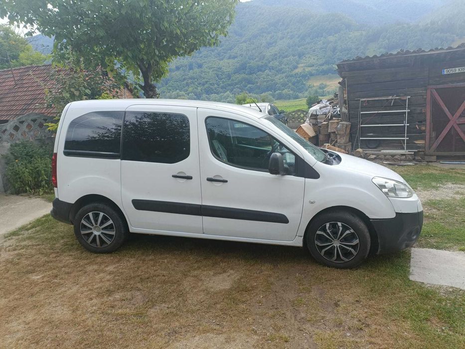PEUGEOT Partner 2011 — imagine 3