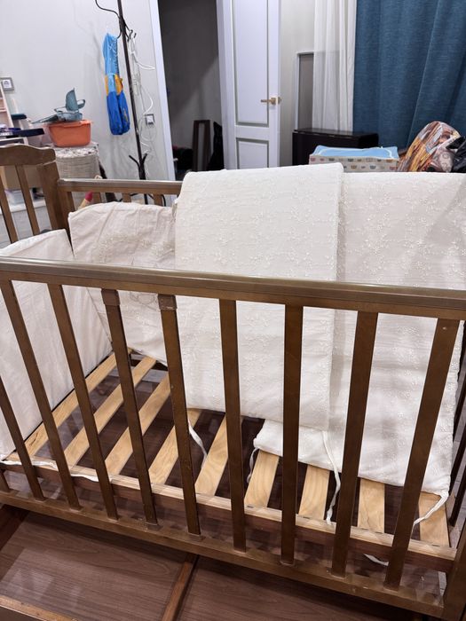 Детская кроватка