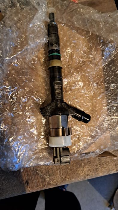 Форсунки Тойота Прадо комплект.