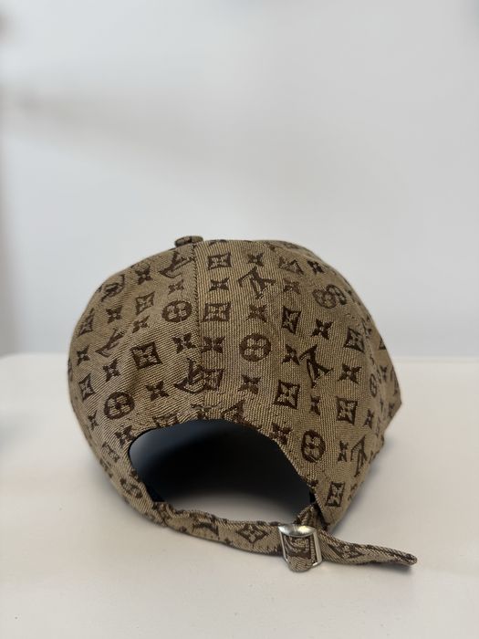 Sapca LOUIS VUITTON super calitate