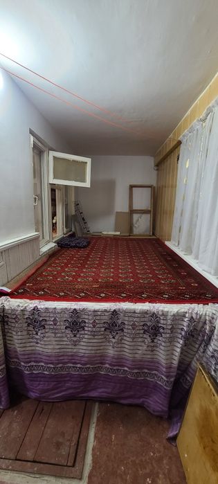 ПРОДАЕТСЯ 8 м/н 2-х комнатная КВ, можно в Ипотеку Чирчик