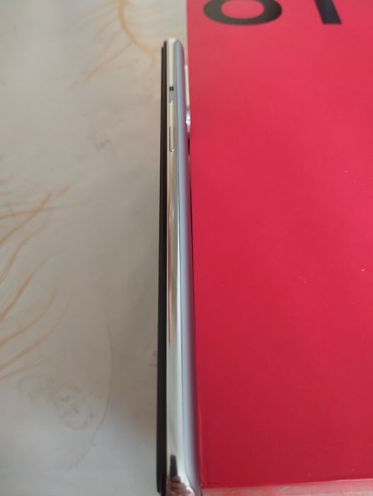One plus + 8t 12/256 5G сост 10/10