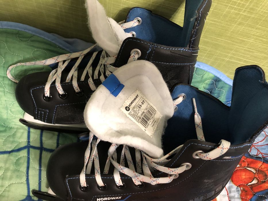 Продам коньки!!!