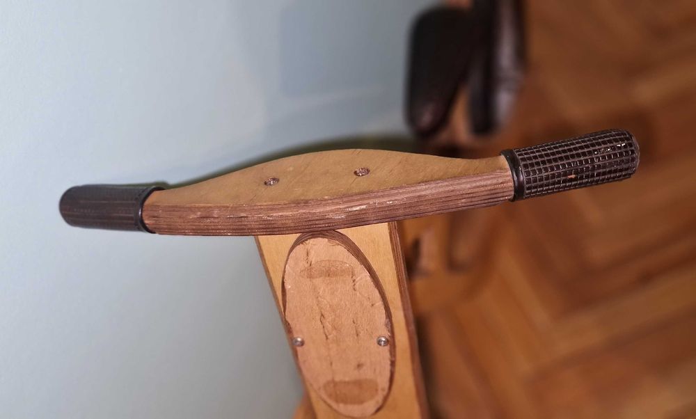 Дървено баланс колело