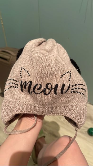 Продам шапку со снудом на девочку 2-5 лет