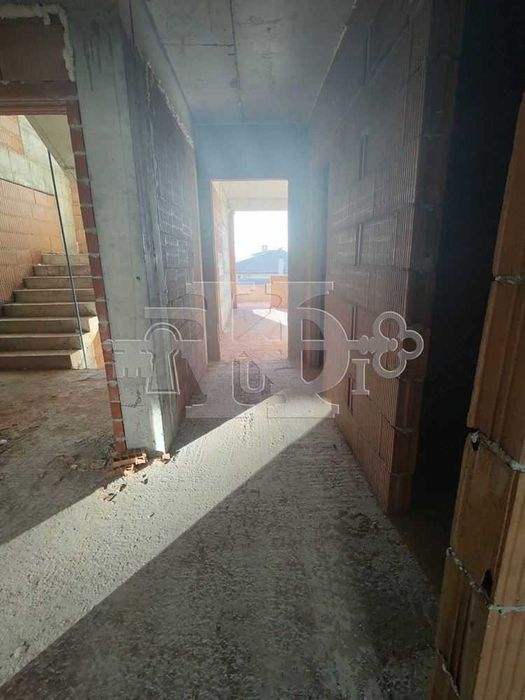 Продава се Тристаен апартамент в Добрич, Христо Ботев - 102 кв.м за 920 €/кв.м - Снимка #7