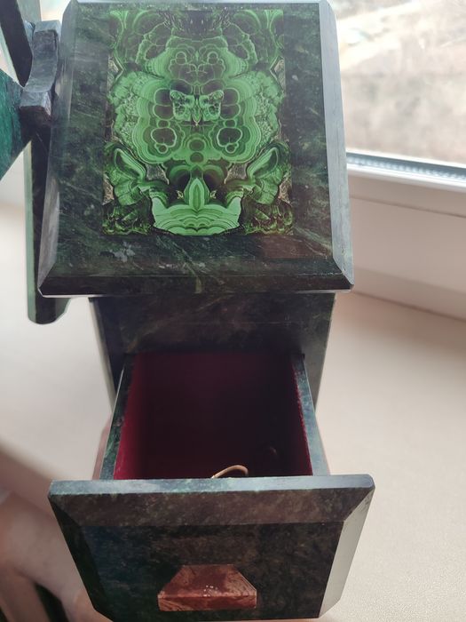 Продам шкатулку мелница