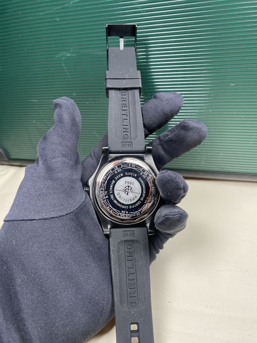 Часовник Breitling Avenger Blackbird 1